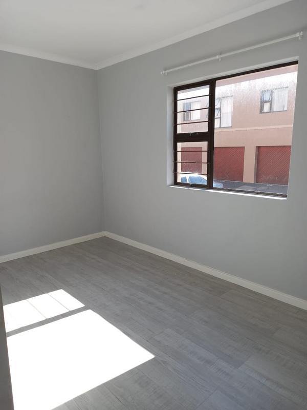 To Let 2 Bedroom Property for Rent in Sunningdale Western Cape